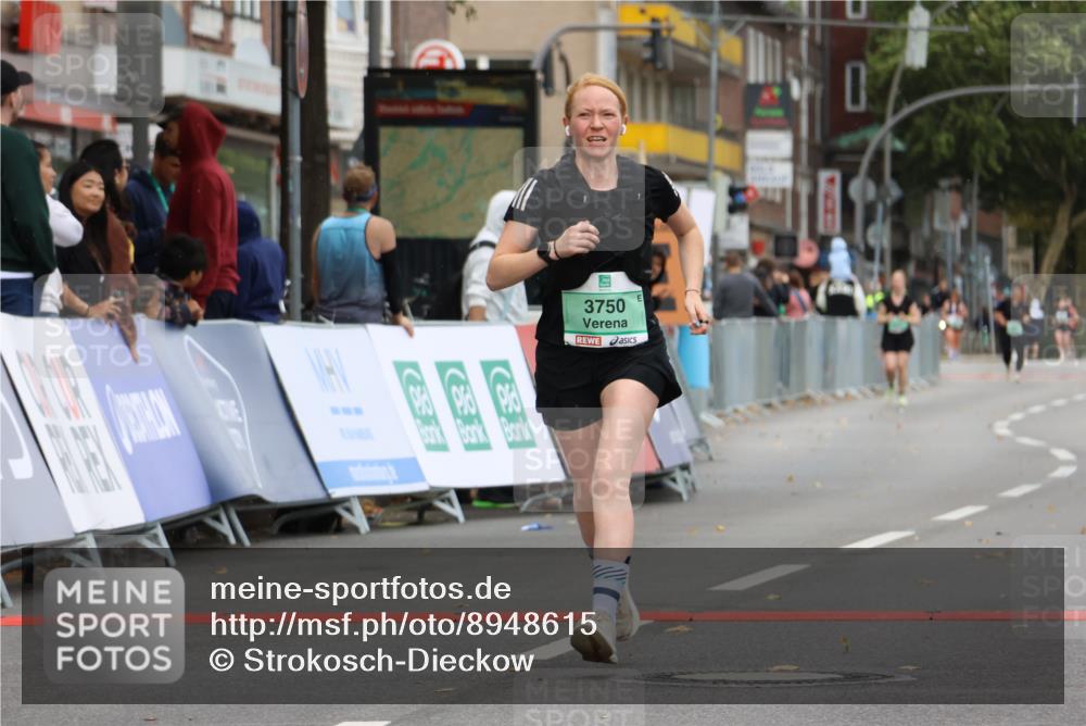 21.09.2025 - PSD Bank Halbmarathon Strokosch-Dieckow http://msf.ph/oto/8948615 21.09.2025 12:43:19 Ziel 1155, 2279, 3569, 3750 meine-sportfotos.de