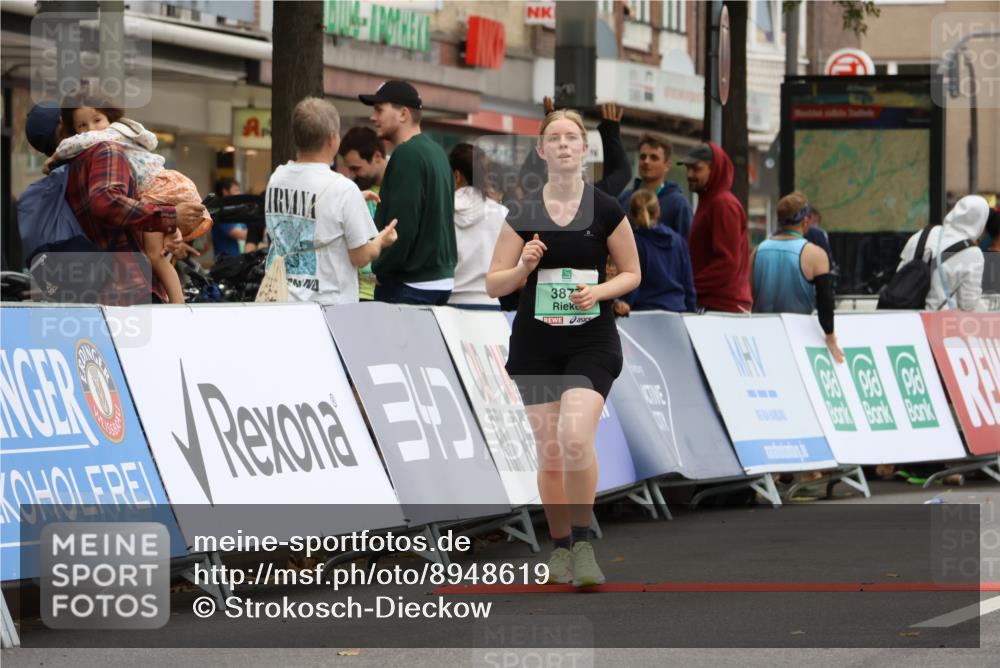 21.09.2025 - PSD Bank Halbmarathon Strokosch-Dieckow http://msf.ph/oto/8948619 21.09.2025 12:43:47 Ziel 3877 meine-sportfotos.de