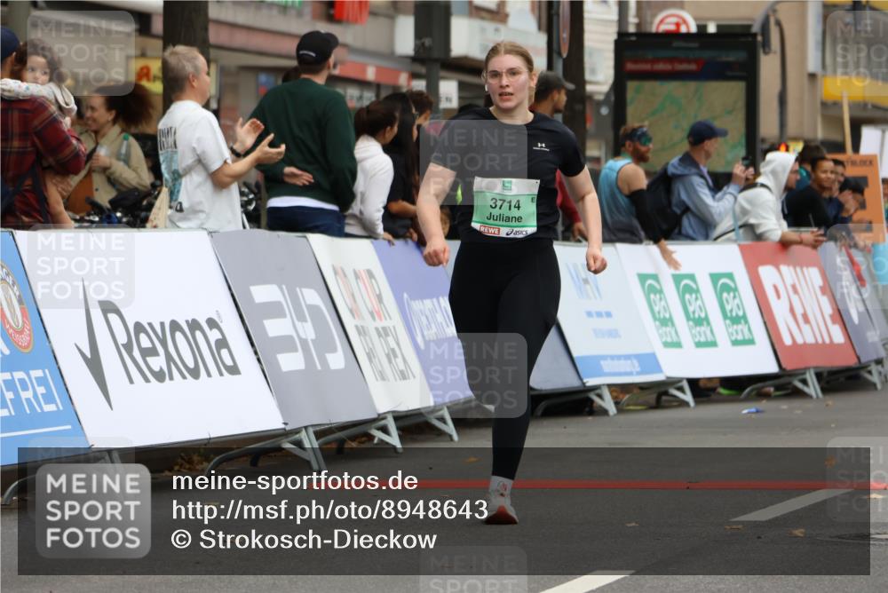 21.09.2025 - PSD Bank Halbmarathon Strokosch-Dieckow http://msf.ph/oto/8948643 21.09.2025 12:44:11 Ziel 1516, 3714, 3744 meine-sportfotos.de