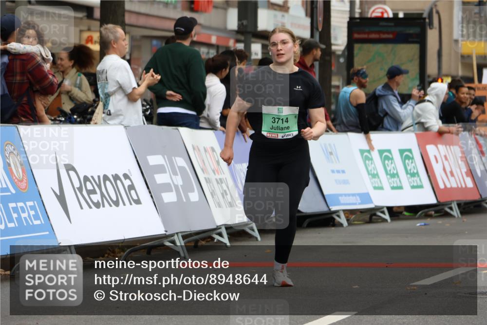 21.09.2025 - PSD Bank Halbmarathon Strokosch-Dieckow http://msf.ph/oto/8948644 21.09.2025 12:44:11 Ziel 1516, 3714, 3744 meine-sportfotos.de
