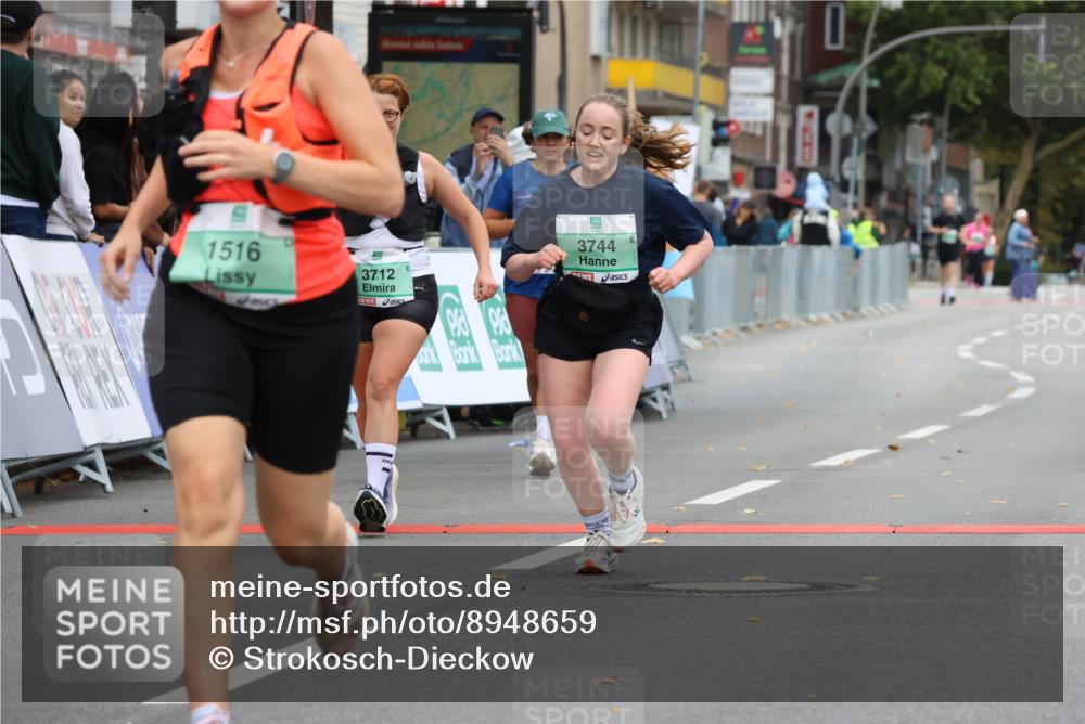 21.09.2025 - PSD Bank Halbmarathon Strokosch-Dieckow http://msf.ph/oto/8948659 21.09.2025 12:44:18 Ziel 1516, 3712, 3714, 3744, 3850 meine-sportfotos.de