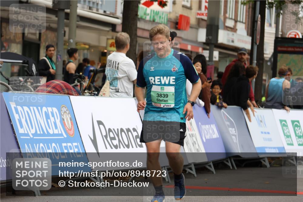 21.09.2025 - PSD Bank Halbmarathon Strokosch-Dieckow http://msf.ph/oto/8948723 21.09.2025 12:45:49 Ziel 3839 meine-sportfotos.de