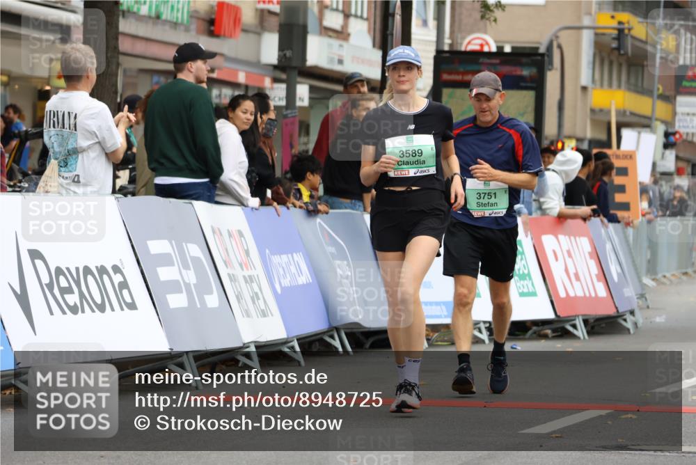 21.09.2025 - PSD Bank Halbmarathon Strokosch-Dieckow http://msf.ph/oto/8948725 21.09.2025 12:46:00 Ziel 1153, 3589, 3751 meine-sportfotos.de