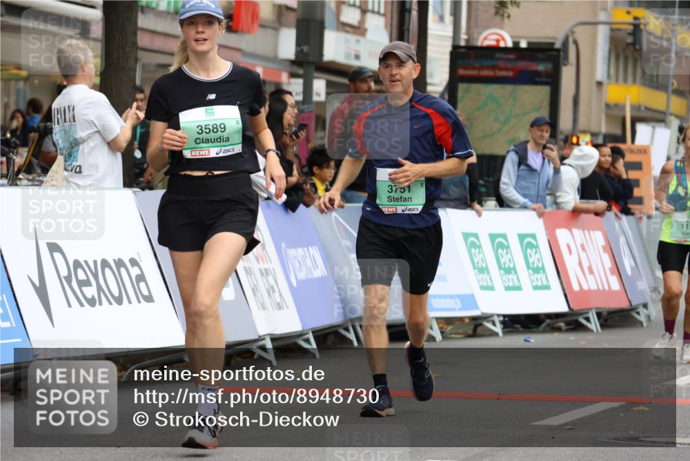 21.09.2025 - PSD Bank Halbmarathon Strokosch-Dieckow http://msf.ph/oto/8948730 21.09.2025 12:46:01 Ziel 1153, 3589, 3751 meine-sportfotos.de