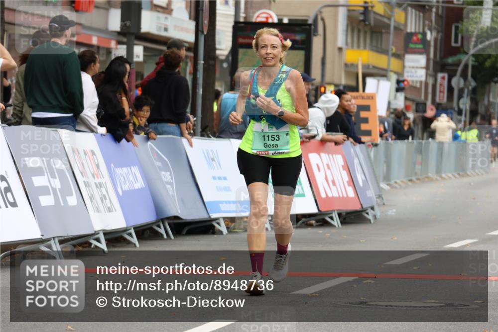 21.09.2025 - PSD Bank Halbmarathon Strokosch-Dieckow http://msf.ph/oto/8948736 21.09.2025 12:46:05 Ziel 1153, 3589, 3751 meine-sportfotos.de