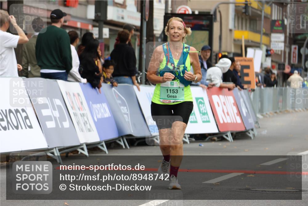 21.09.2025 - PSD Bank Halbmarathon Strokosch-Dieckow http://msf.ph/oto/8948742 21.09.2025 12:46:05 Ziel 1153, 3589, 3751 meine-sportfotos.de