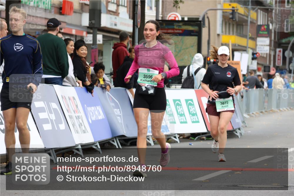 21.09.2025 - PSD Bank Halbmarathon Strokosch-Dieckow http://msf.ph/oto/8948760 21.09.2025 12:46:49 Ziel 3596, 3647, 3872 meine-sportfotos.de