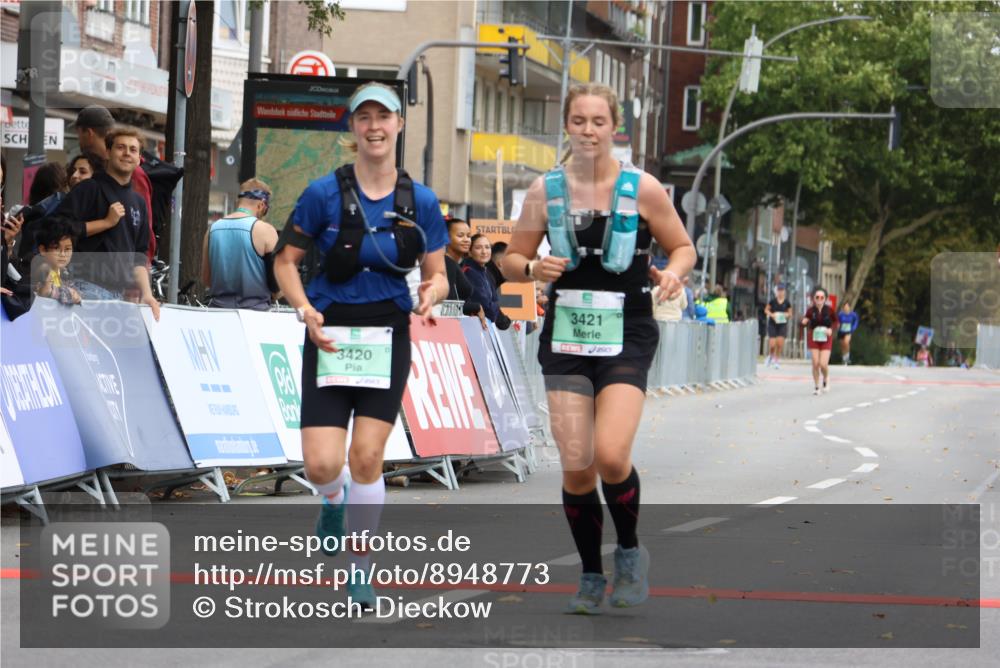 21.09.2025 - PSD Bank Halbmarathon Strokosch-Dieckow http://msf.ph/oto/8948773 21.09.2025 12:47:07 Ziel 3420, 3421 meine-sportfotos.de
