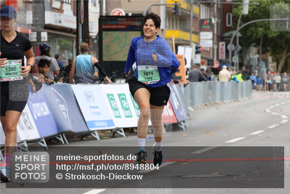 21.09.2025 - PSD Bank Halbmarathon Strokosch-Dieckow http://msf.ph/oto/8948804 21.09.2025 12:47:53 Ziel 1280, 1974, 3579 meine-sportfotos.de