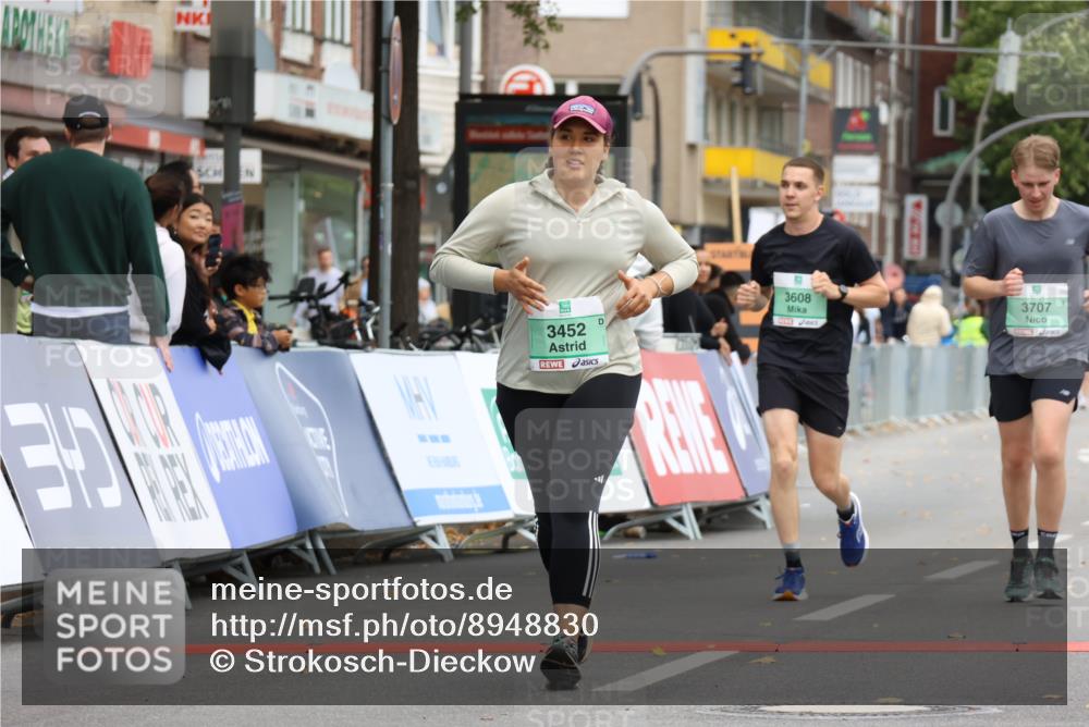 21.09.2025 - PSD Bank Halbmarathon Strokosch-Dieckow http://msf.ph/oto/8948830 21.09.2025 12:48:55 Ziel 3452, 3608, 3707 meine-sportfotos.de