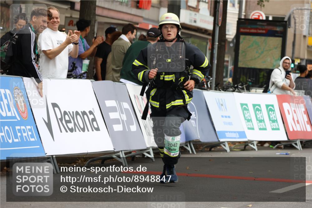 21.09.2025 - PSD Bank Halbmarathon Strokosch-Dieckow http://msf.ph/oto/8948847 21.09.2025 12:49:23 Ziel 2042 meine-sportfotos.de
