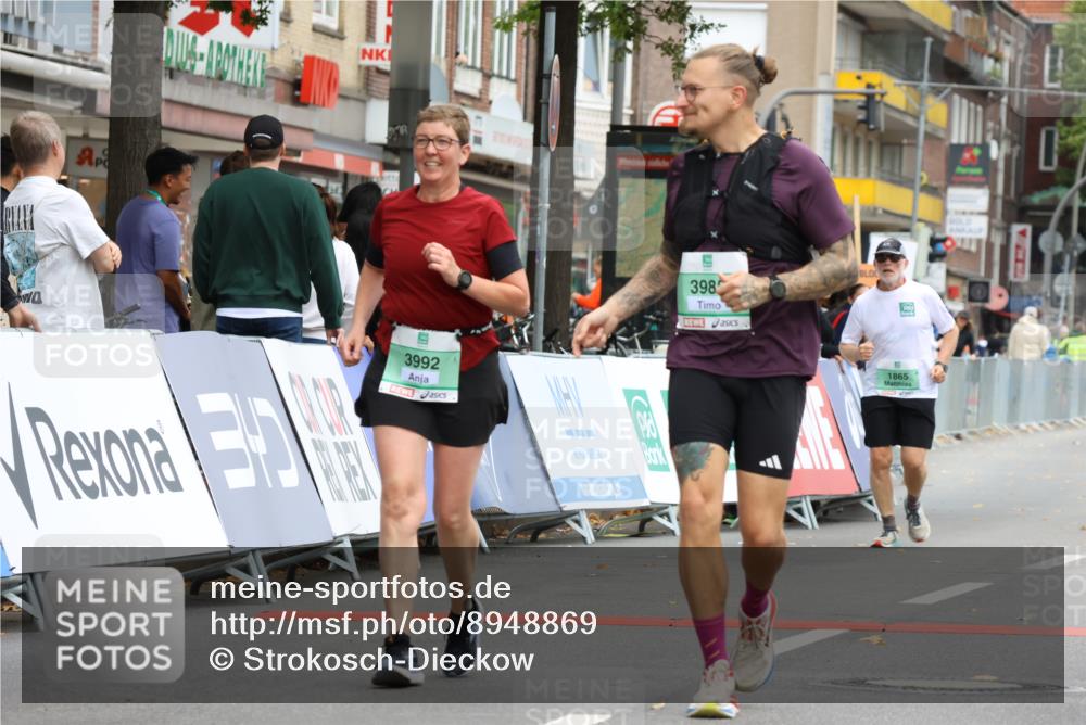21.09.2025 - PSD Bank Halbmarathon Strokosch-Dieckow http://msf.ph/oto/8948869 21.09.2025 12:49:45 Ziel 1865, 3303, 3985, 3992, 4060 meine-sportfotos.de