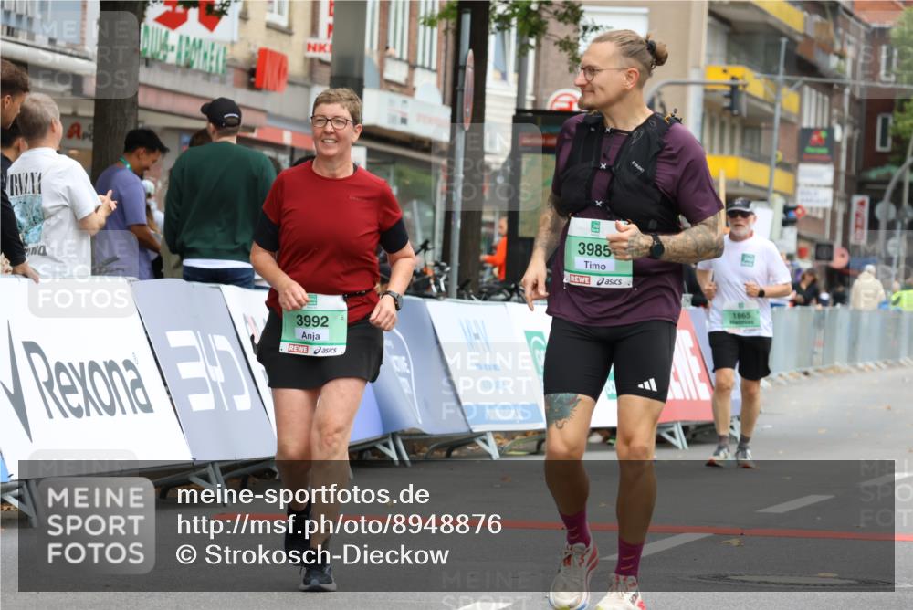 21.09.2025 - PSD Bank Halbmarathon Strokosch-Dieckow http://msf.ph/oto/8948876 21.09.2025 12:49:45 Ziel 1865, 3303, 3985, 3992, 4060 meine-sportfotos.de