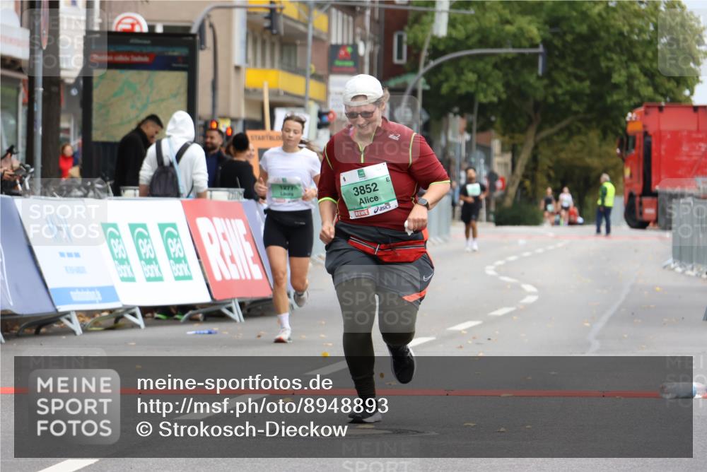 21.09.2025 - PSD Bank Halbmarathon Strokosch-Dieckow http://msf.ph/oto/8948893 21.09.2025 12:50:34 Ziel 1277, 3852 meine-sportfotos.de