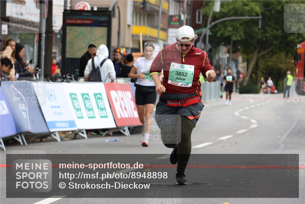 21.09.2025 - PSD Bank Halbmarathon Strokosch-Dieckow http://msf.ph/oto/8948898 21.09.2025 12:50:35 Ziel 1277, 3852 meine-sportfotos.de