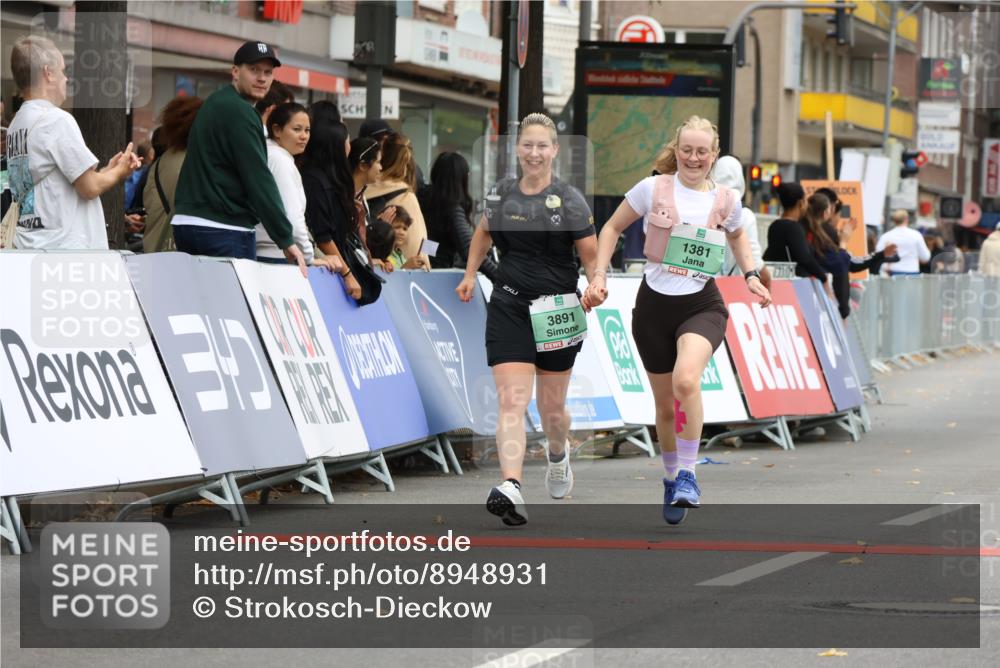 21.09.2025 - PSD Bank Halbmarathon Strokosch-Dieckow http://msf.ph/oto/8948931 21.09.2025 12:51:31 Ziel 1381, 3891 meine-sportfotos.de
