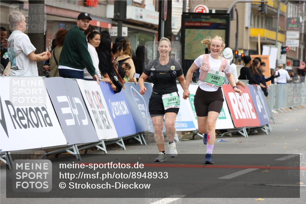21.09.2025 - PSD Bank Halbmarathon Strokosch-Dieckow http://msf.ph/oto/8948933 21.09.2025 12:51:31 Ziel 1381, 3891 meine-sportfotos.de