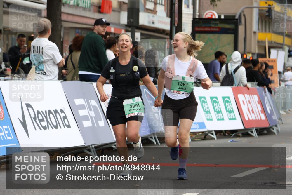 21.09.2025 - PSD Bank Halbmarathon Strokosch-Dieckow http://msf.ph/oto/8948944 21.09.2025 12:51:33 Ziel 1381, 3891 meine-sportfotos.de