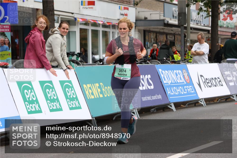 21.09.2025 - PSD Bank Halbmarathon Strokosch-Dieckow http://msf.ph/oto/8948970 21.09.2025 12:52:10 Ziel 3574, 3808 meine-sportfotos.de