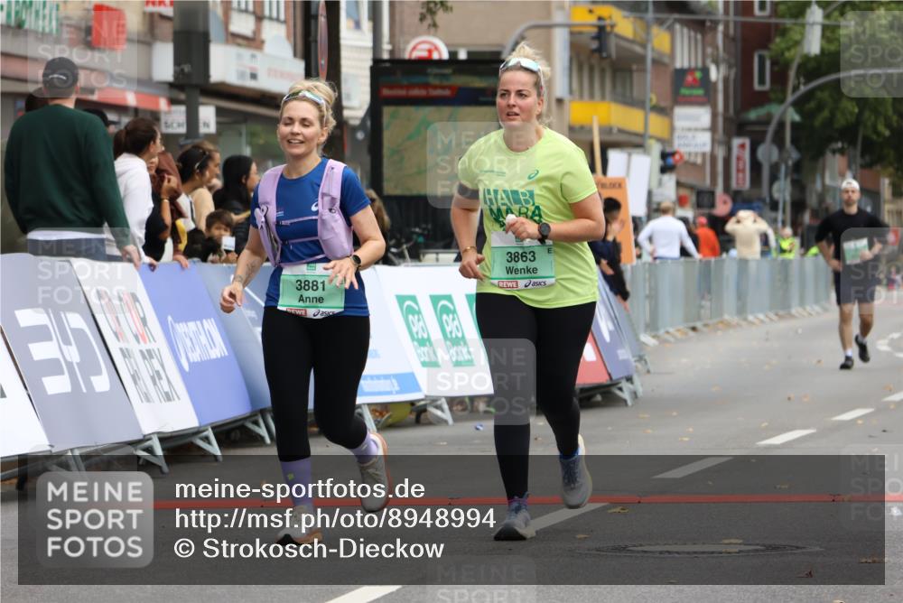 21.09.2025 - PSD Bank Halbmarathon Strokosch-Dieckow http://msf.ph/oto/8948994 21.09.2025 12:52:58 Ziel 3384, 3427, 3863, 3881 meine-sportfotos.de