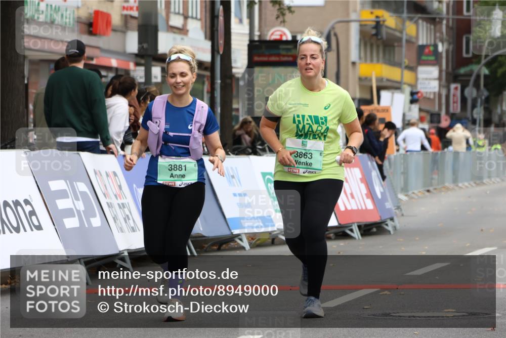 21.09.2025 - PSD Bank Halbmarathon Strokosch-Dieckow http://msf.ph/oto/8949000 21.09.2025 12:52:59 Ziel 3384, 3427, 3863, 3881 meine-sportfotos.de