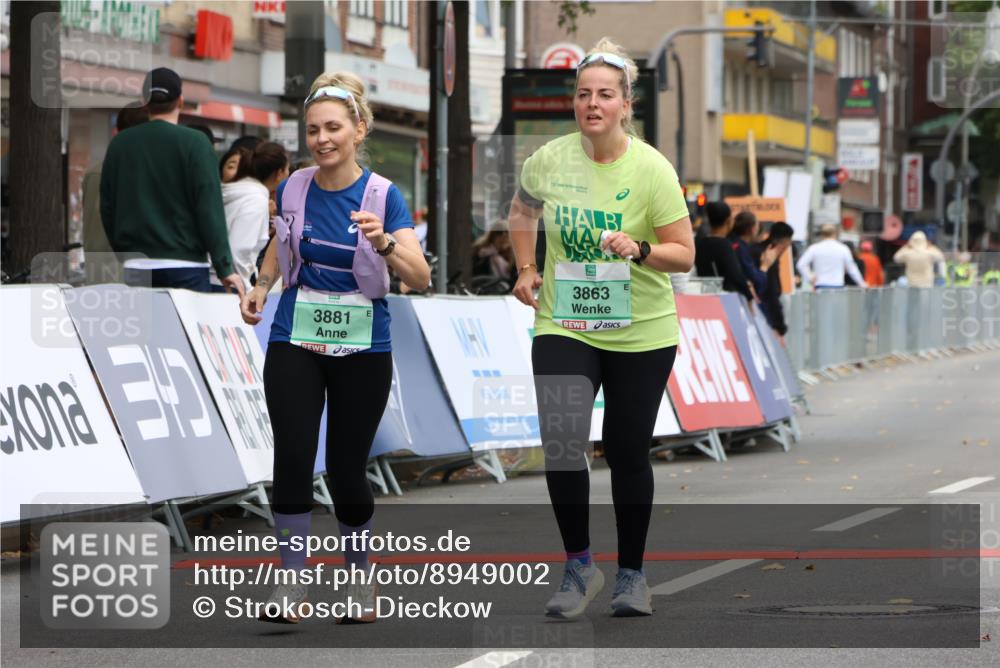 21.09.2025 - PSD Bank Halbmarathon Strokosch-Dieckow http://msf.ph/oto/8949002 21.09.2025 12:52:59 Ziel 3384, 3427, 3863, 3881 meine-sportfotos.de