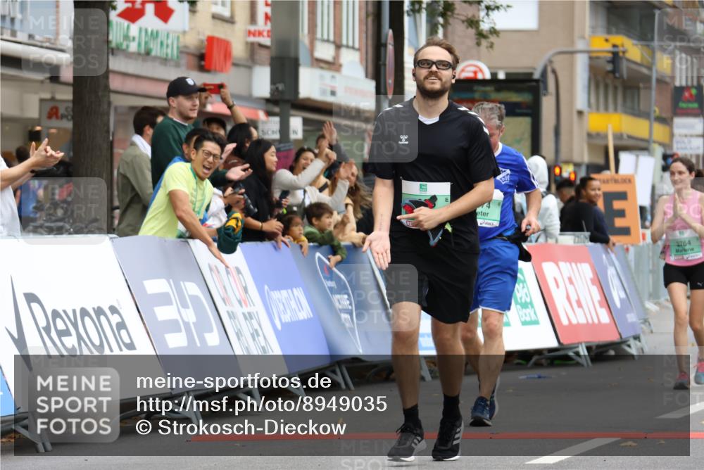 21.09.2025 - PSD Bank Halbmarathon Strokosch-Dieckow http://msf.ph/oto/8949035 21.09.2025 12:54:23 Ziel 1274, 3341, 3764, 3804, 3805 meine-sportfotos.de