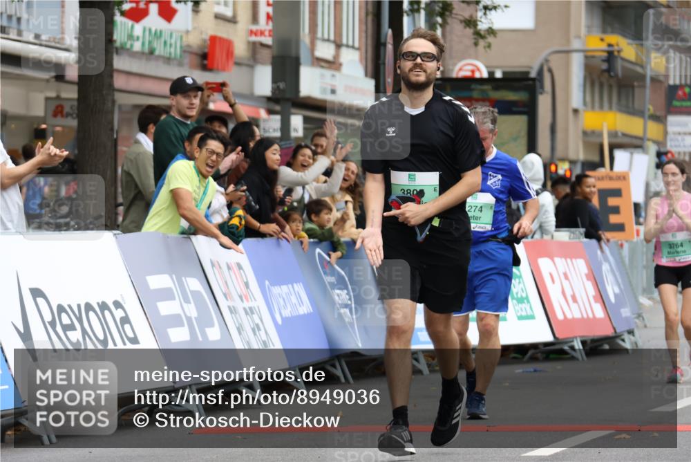 21.09.2025 - PSD Bank Halbmarathon Strokosch-Dieckow http://msf.ph/oto/8949036 21.09.2025 12:54:23 Ziel 1274, 3341, 3764, 3804, 3805 meine-sportfotos.de