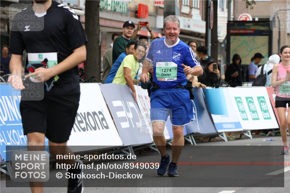 21.09.2025 - PSD Bank Halbmarathon Strokosch-Dieckow http://msf.ph/oto/8949039 21.09.2025 12:54:25 Ziel 1274, 3341, 3764, 3804, 3805 meine-sportfotos.de