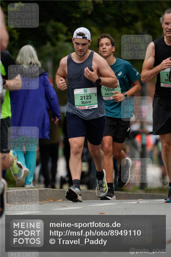 21.09.2025 - PSD Bank Halbmarathon Patografie http://msf.ph/oto/8949110 21.09.2025 10:06:10 Laufen 2123, 1958, 1 meine-sportfotos.de