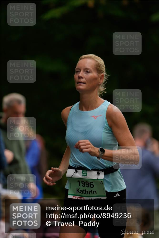 21.09.2025 - PSD Bank Halbmarathon Patografie http://msf.ph/oto/8949236 21.09.2025 10:00:54 Laufen 1996 meine-sportfotos.de