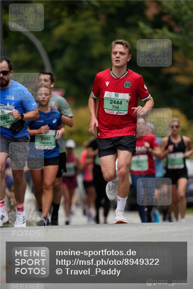 21.09.2025 - PSD Bank Halbmarathon Patografie http://msf.ph/oto/8949322 21.09.2025 10:13:42 Laufen 2402, 2492, 96, 2444 meine-sportfotos.de