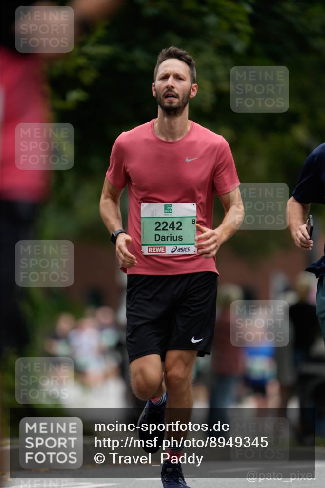 21.09.2025 - PSD Bank Halbmarathon Patografie http://msf.ph/oto/8949345 21.09.2025 10:17:52 Laufen 2242 meine-sportfotos.de