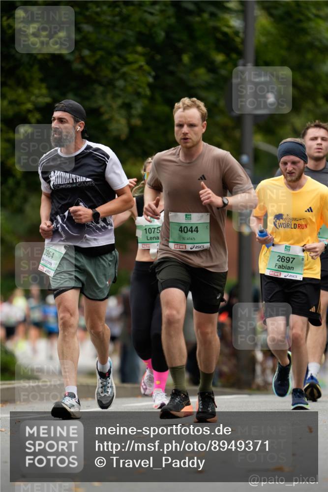 21.09.2025 - PSD Bank Halbmarathon Patografie http://msf.ph/oto/8949371 21.09.2025 10:20:35 Laufen 3964, 1075, 4044, 2697 meine-sportfotos.de