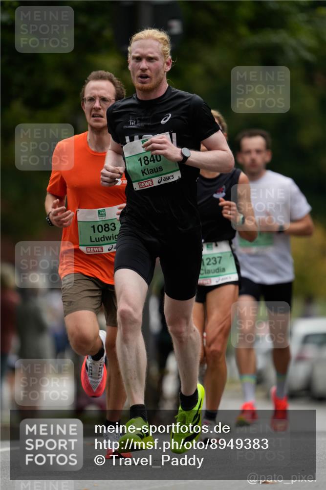 21.09.2025 - PSD Bank Halbmarathon Patografie http://msf.ph/oto/8949383 21.09.2025 09:51:08 Laufen 1083, 1840, 1237 meine-sportfotos.de