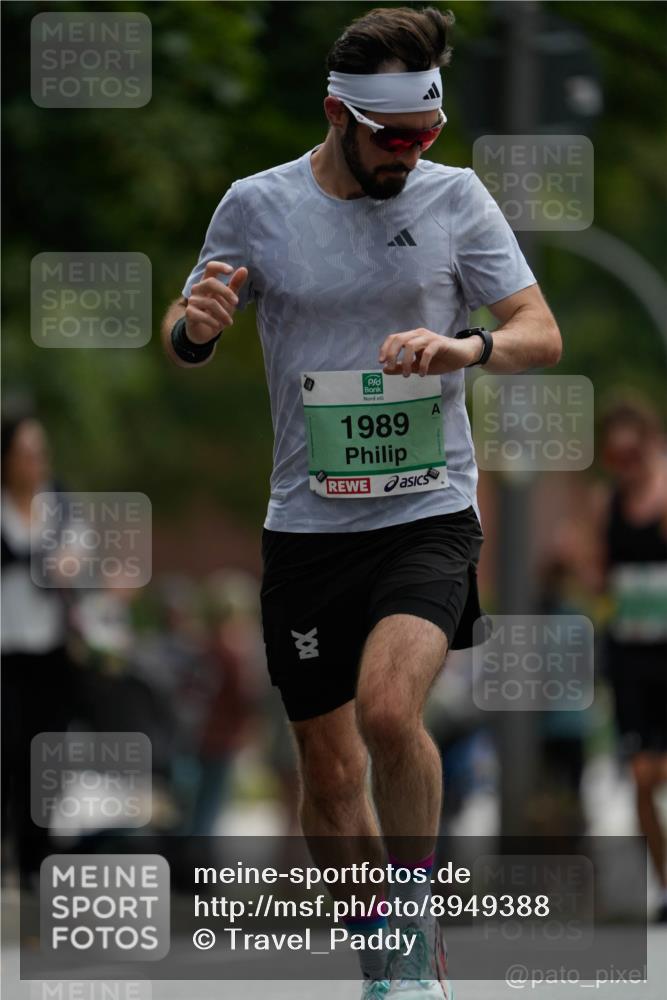 21.09.2025 - PSD Bank Halbmarathon Patografie http://msf.ph/oto/8949388 21.09.2025 09:52:16 Laufen 1989 meine-sportfotos.de