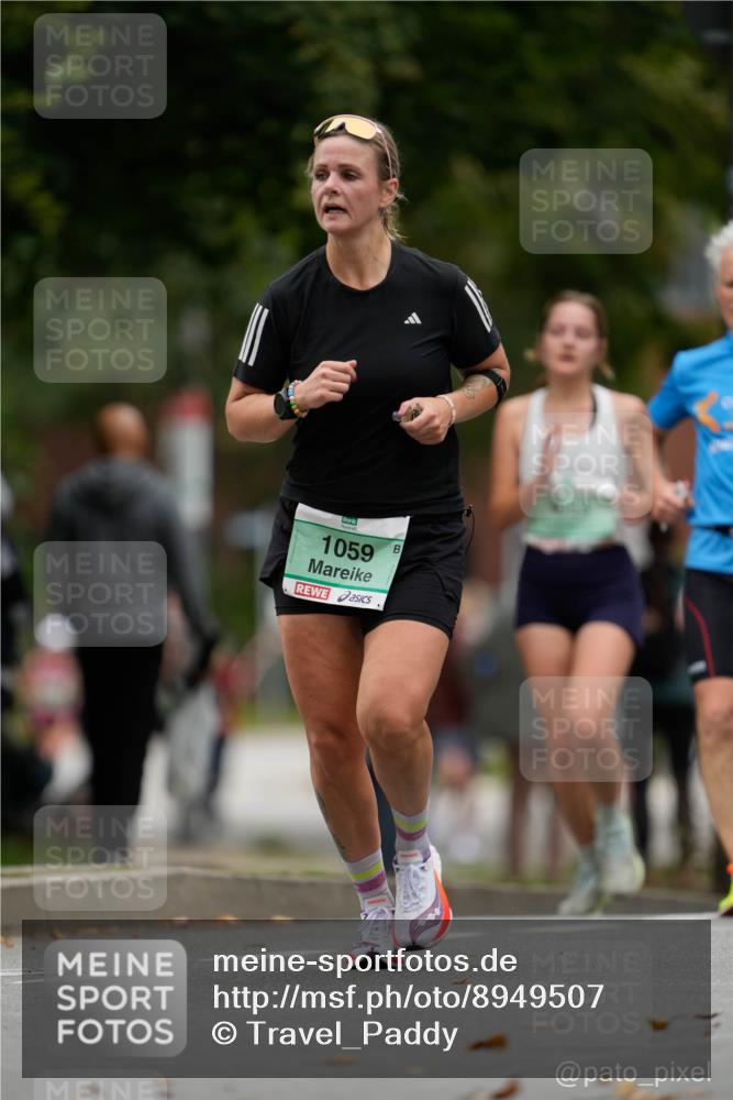 21.09.2025 - PSD Bank Halbmarathon Patografie http://msf.ph/oto/8949507 21.09.2025 10:13:18 Laufen 1059 meine-sportfotos.de