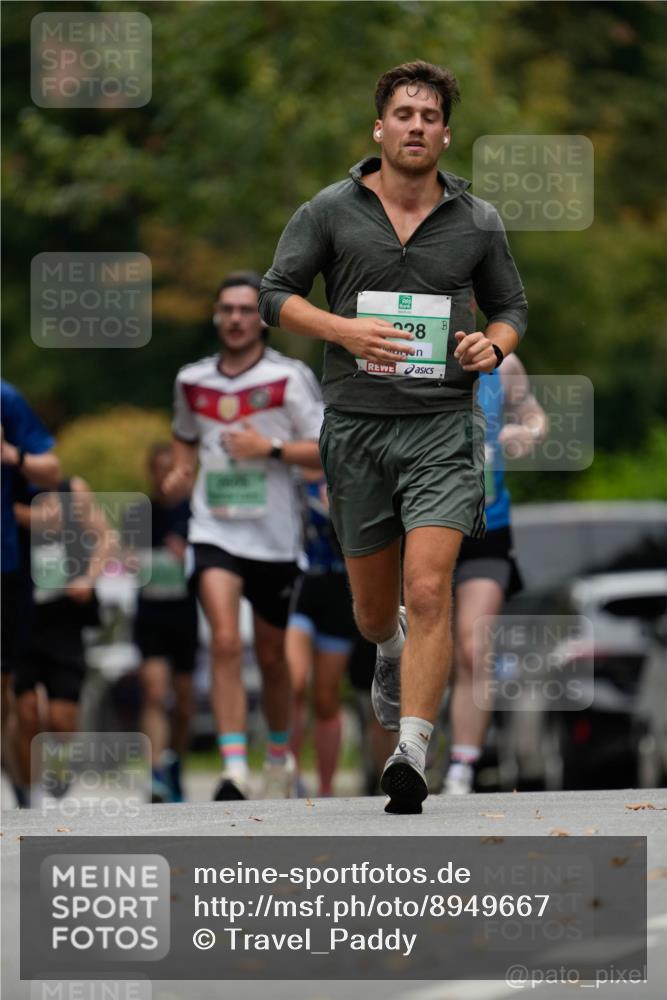 21.09.2025 - PSD Bank Halbmarathon Patografie http://msf.ph/oto/8949667 21.09.2025 10:08:52 Laufen 128 meine-sportfotos.de