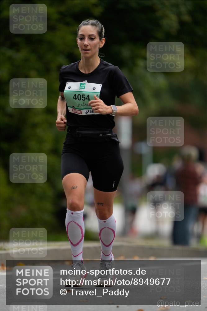 21.09.2025 - PSD Bank Halbmarathon Patografie http://msf.ph/oto/8949677 21.09.2025 10:11:28 Laufen 4054 meine-sportfotos.de
