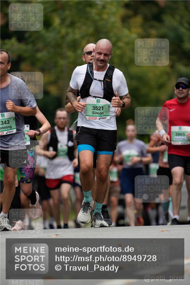 21.09.2025 - PSD Bank Halbmarathon Patografie http://msf.ph/oto/8949728 21.09.2025 10:19:16 Laufen 343, 3521, 3965 meine-sportfotos.de