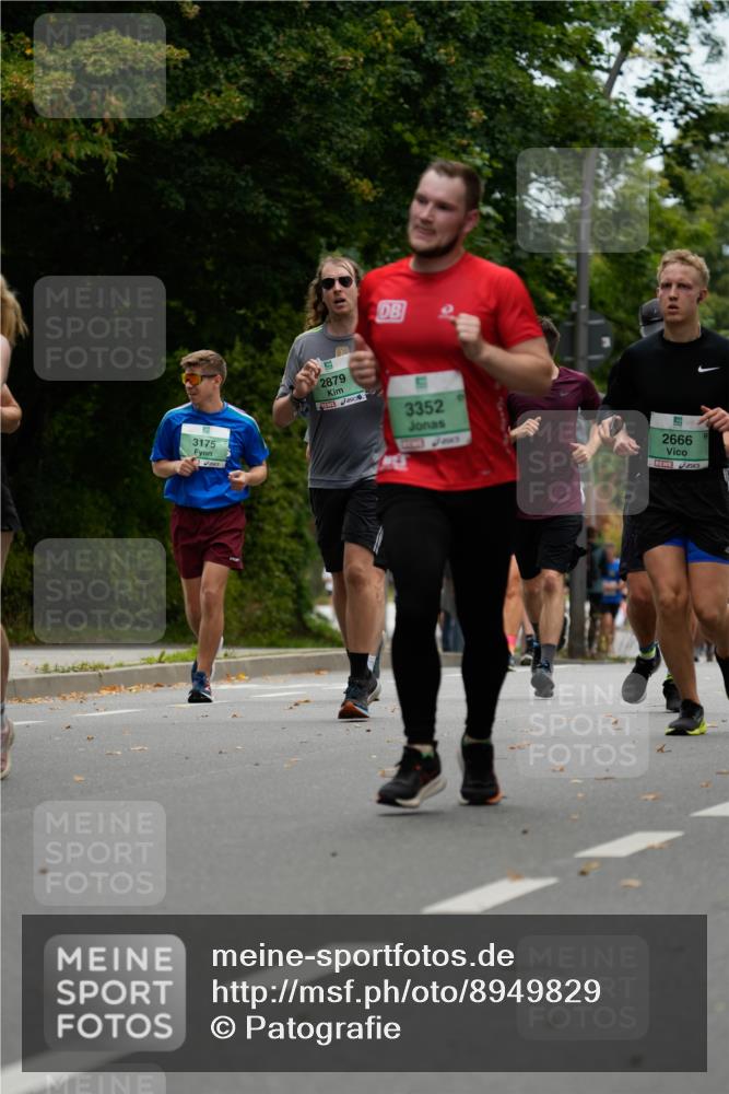 21.09.2025 - PSD Bank Halbmarathon Patografie http://msf.ph/oto/8949829 21.09.2025 10:22:10 Laufen 3175, 2879, 3352, 2666 meine-sportfotos.de