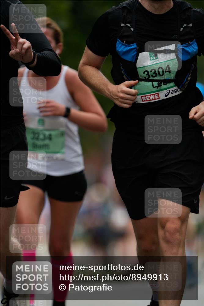 21.09.2025 - PSD Bank Halbmarathon Patografie http://msf.ph/oto/8949913 21.09.2025 10:25:14 Laufen 3234, 3304 meine-sportfotos.de