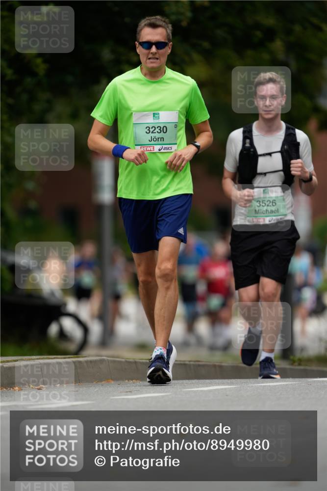 21.09.2025 - PSD Bank Halbmarathon Patografie http://msf.ph/oto/8949980 21.09.2025 10:28:15 Laufen 3230, 3526 meine-sportfotos.de