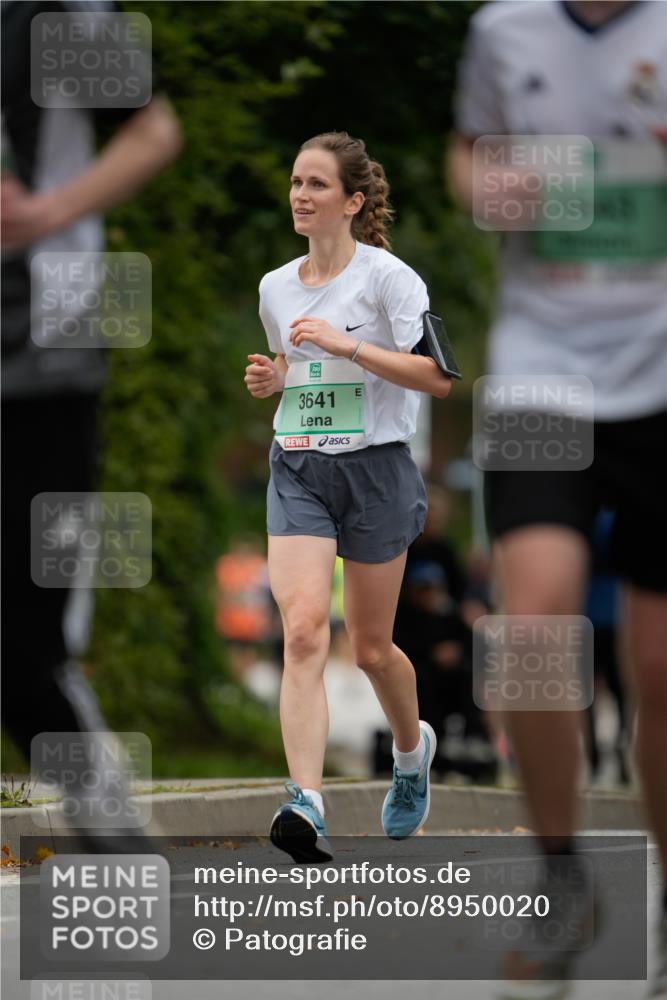 21.09.2025 - PSD Bank Halbmarathon Patografie http://msf.ph/oto/8950020 21.09.2025 10:29:40 Laufen 3641 meine-sportfotos.de