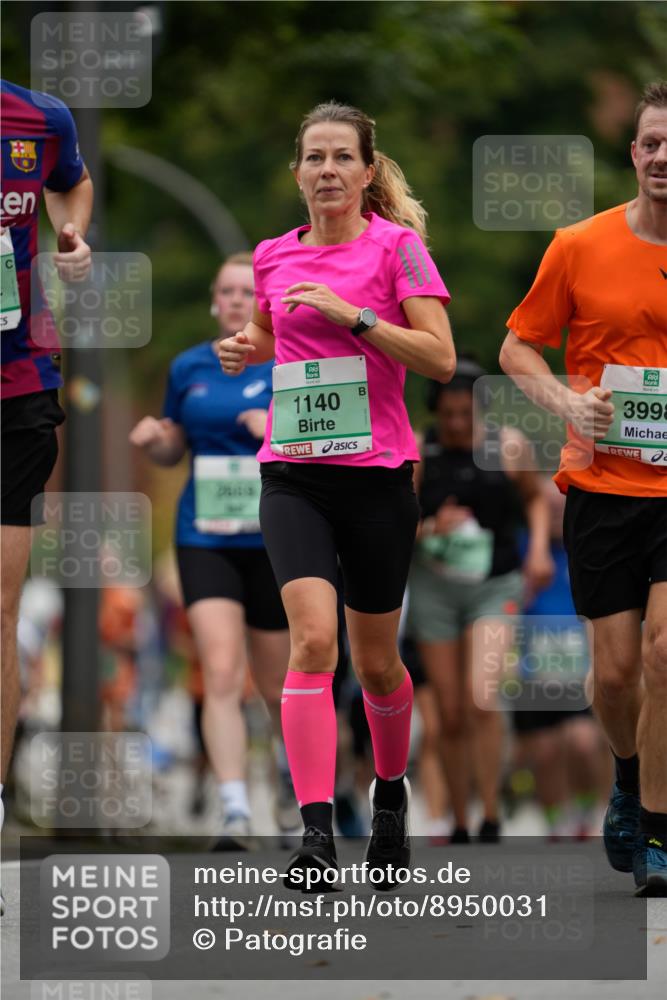 21.09.2025 - PSD Bank Halbmarathon Patografie http://msf.ph/oto/8950031 21.09.2025 10:30:04 Laufen 1140, 399 meine-sportfotos.de