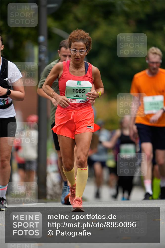 21.09.2025 - PSD Bank Halbmarathon Patografie http://msf.ph/oto/8950096 21.09.2025 10:33:02 Laufen 1065 meine-sportfotos.de
