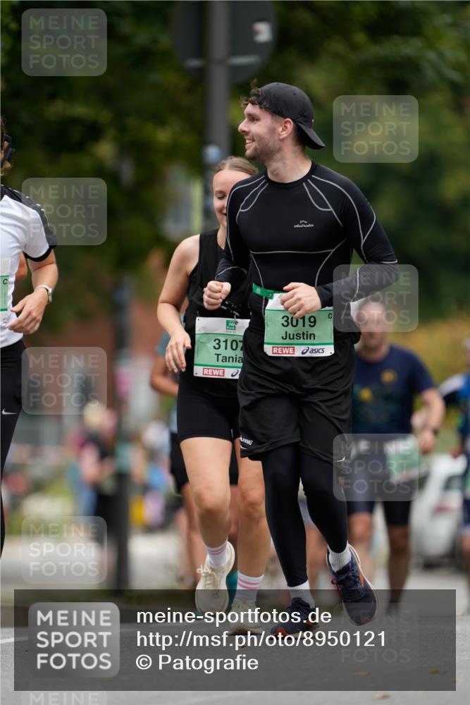 21.09.2025 - PSD Bank Halbmarathon Patografie http://msf.ph/oto/8950121 21.09.2025 10:34:03 Laufen 3107, 3019 meine-sportfotos.de