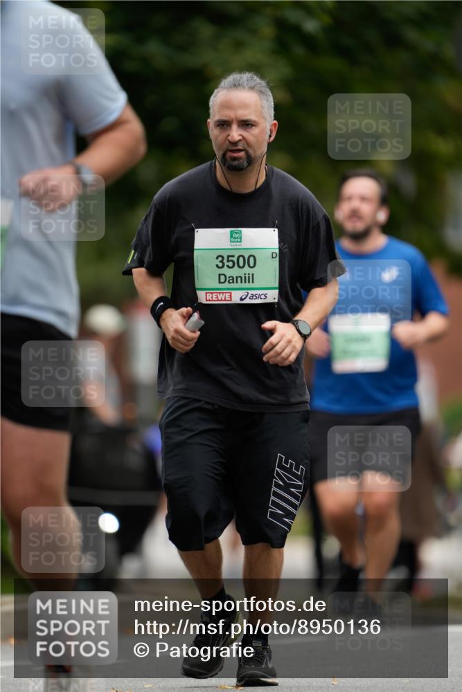 21.09.2025 - PSD Bank Halbmarathon Patografie http://msf.ph/oto/8950136 21.09.2025 10:34:40 Laufen 3500 meine-sportfotos.de