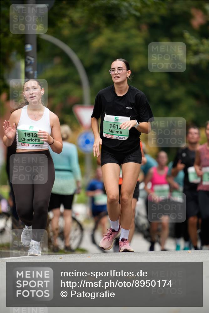 21.09.2025 - PSD Bank Halbmarathon Patografie http://msf.ph/oto/8950174 21.09.2025 10:35:57 Laufen 1613, 1612 meine-sportfotos.de