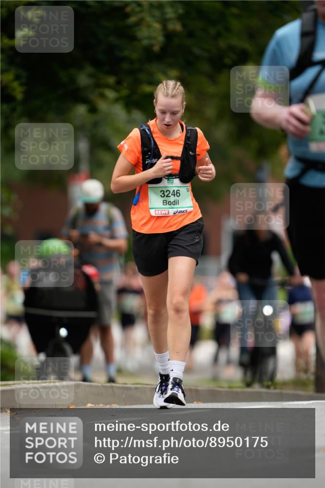 21.09.2025 - PSD Bank Halbmarathon Patografie http://msf.ph/oto/8950175 21.09.2025 10:36:04 Laufen 3246 meine-sportfotos.de